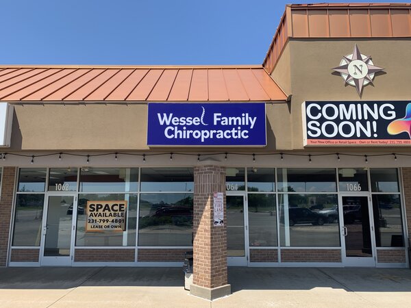 storefront signs in Grand Rapids